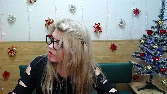 Julya Barbi online show from December 2024 12:38:02 PM