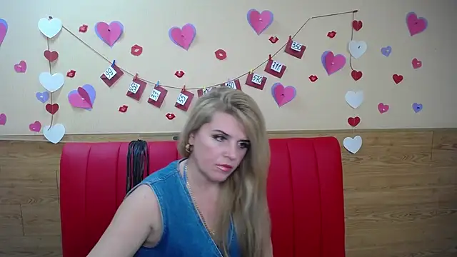 Julya Barbi online show from February 2025 03:09:02 PM