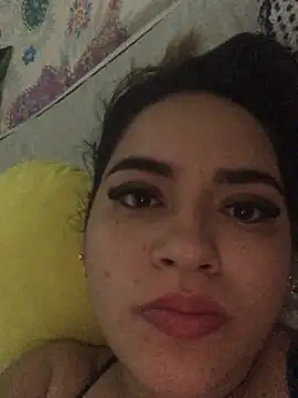 Amira  Fatima online show from March 2025 05:04:01 PM
