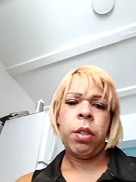 blondebitchlitle online show from January 2025 04:51:02 PM