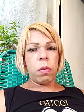 blondebitchlitle online show from January 2025 06:38:01 PM