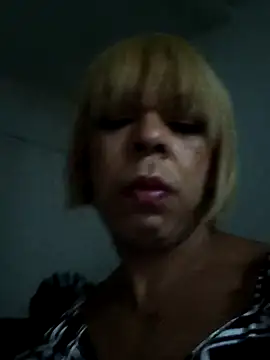 blondebitchlitle online show from January 2025 02:47:01 AM