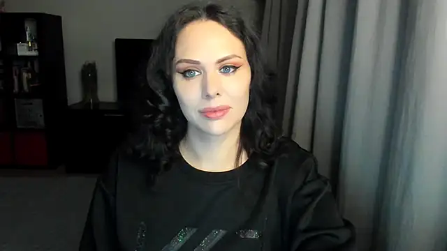 MollyCheiz online show from December 2024 11:45:02 PM