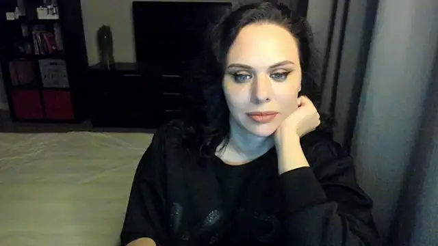 MollyCheiz online show from February 2025 11:00:01 PM