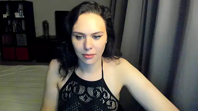 MollyCheiz online show from February 2025 05:53:02 PM