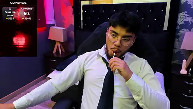 Tommidubois online show from December 2024 08:28:02 PM
