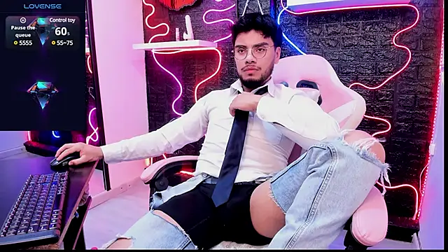 Tommidubois online show from December 2024 07:31:02 PM