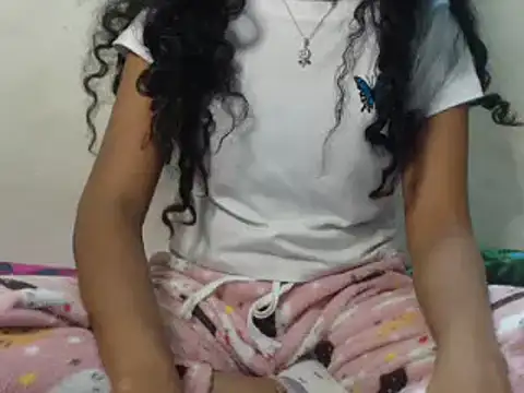 Nolimtslove online show from February 2025 10:47:02 AM