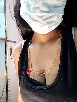 riyagupta5 online show from October 2025 05:44:02 PM