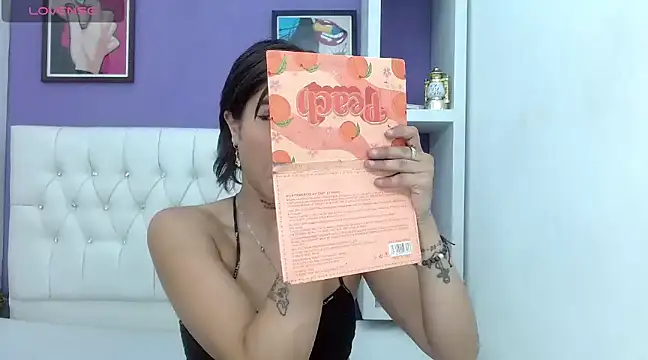 aliss-diaz online show from January 2025 07:53:01 PM