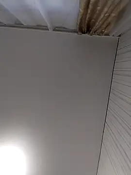 Lorrain Dorrie online show from December 2025 09:05:01 AM