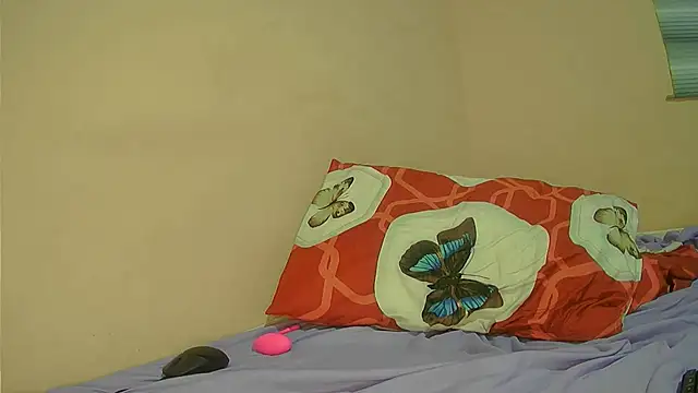 Snapshot of SexyEbonyPlaygirl chatting on January 2025 05:16:02 PM SexyEbonyPlaygirl online show from January 2025 05:16:02 PM