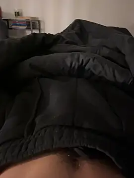 Snapshot of alixbg33 chatting on December 2024 09:02:02 AM alixbg33 online show from December 2024 09:02:02 AM