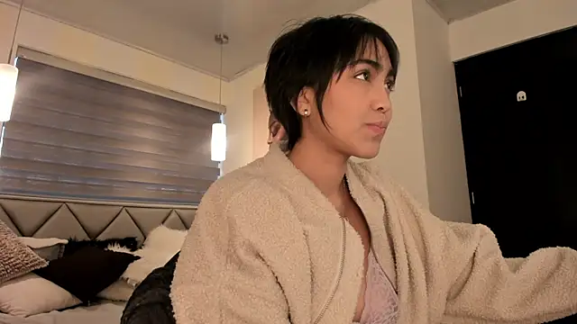 Snapshot of im_Luucy chatting on January 2025 12:36:02 PM im Luucy online show from January 2025 12:36:02 PM