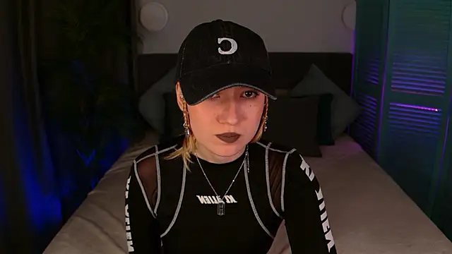 Snapshot of Maddy_Garcia chatting on October 2025 10:54:02 PM Maddy Garcia online show from October 2025 10:54:02 PM