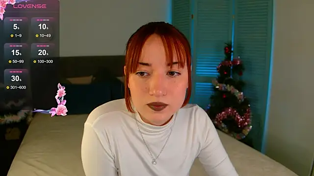 Snapshot of Maddy_Garcia chatting on December 2025 09:53:01 PM Maddy Garcia online show from December 2025 09:53:01 PM