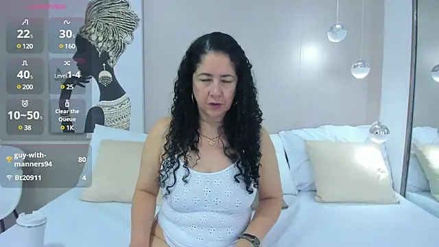 Adelesmithh online show from January 2025 02:41:01 PM