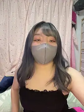 Snapshot of YUNA-yuna chatting on February 2025 03:05:01 PM YUNA-yuna online show from February 2025 03:05:01 PM