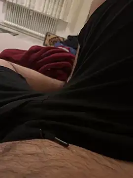 Snapshot of Loco42- chatting on December 2024 02:35:02 AM Loco42- online show from December 2024 02:35:02 AM