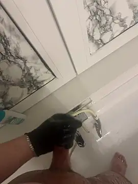 Snapshot of Loco42- chatting on February 2025 07:56:02 PM Loco42- online show from February 2025 07:56:02 PM