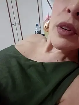 scardigo online show from December 2025 04:08:01 AM