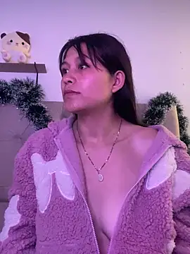 Snapshot of mariana_21x chatting on December 2024 12:52:02 PM mariana 21x online show from December 2024 12:52:02 PM