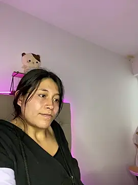 Snapshot of mariana_21x chatting on February 2025 01:28:02 PM mariana 21x online show from February 2025 01:28:02 PM