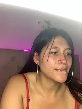 Snapshot of mariana_21x chatting on March 2025 07:01:02 PM mariana 21x online show from March 2025 07:01:02 PM