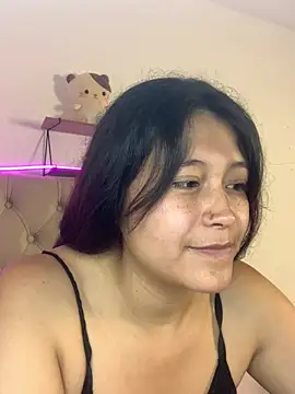 Snapshot of mariana_21x chatting on March 2025 01:24:01 PM mariana 21x online show from March 2025 01:24:01 PM