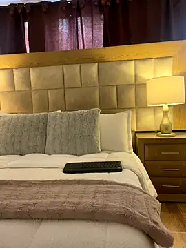 Sweet and caramel online show from December 2025 02:59:02 PM