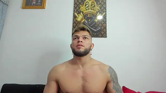 vincent carusso94 online show from February 2025 10:44:02 PM