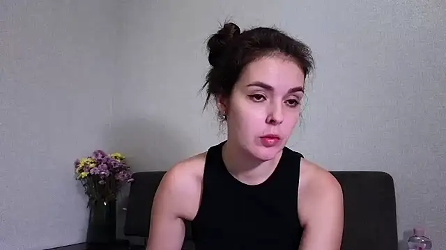 Lissabel online show from September 2025 06:08:02 PM