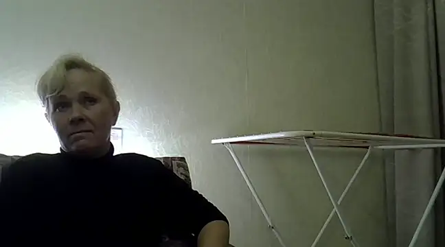 Snapshot of sakura_blonde chatting on December 2024 09:05:01 PM sakura blonde online show from December 2024 09:05:01 PM