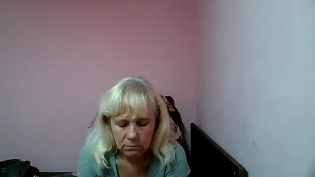 Snapshot of sakura_blonde chatting on January 2025 09:33:01 PM sakura blonde online show from January 2025 09:33:01 PM