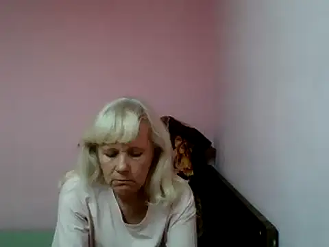 Snapshot of sakura_blonde chatting on March 2025 10:55:01 AM sakura blonde online show from March 2025 10:55:01 AM