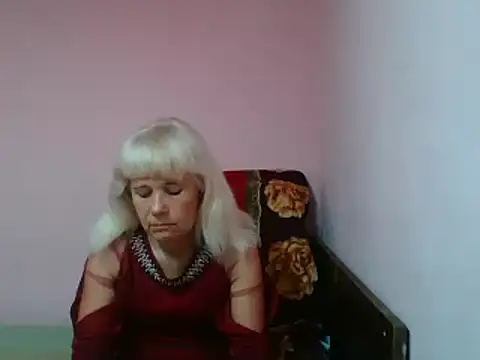 Snapshot of sakura_blonde chatting on March 2025 07:18:01 AM sakura blonde online show from March 2025 07:18:01 AM