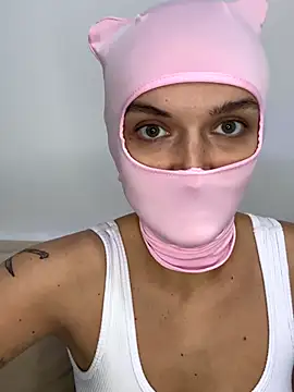 Snapshot of Nikki_Hoee chatting on October 2025 05:56:01 PM Nikki Hoee online show from October 2025 05:56:01 PM