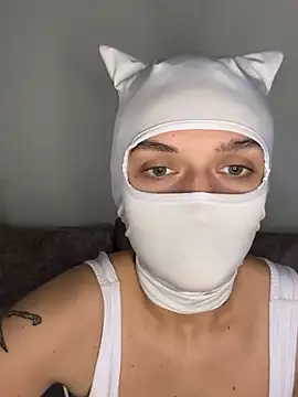 Snapshot of Nikki_Hoee chatting on November 2025 06:35:02 PM Nikki Hoee online show from November 2025 06:35:02 PM