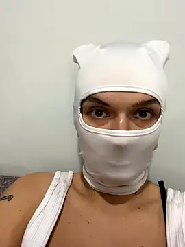 Snapshot of Nikki_Hoee chatting on November 2025 07:45:02 PM Nikki Hoee online show from November 2025 07:45:02 PM