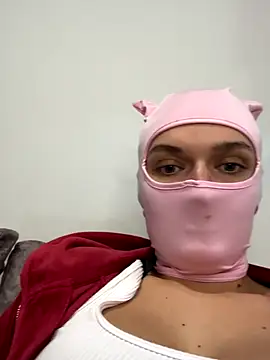 Snapshot of Nikki_Hoee chatting on November 2025 06:44:02 PM Nikki Hoee online show from November 2025 06:44:02 PM