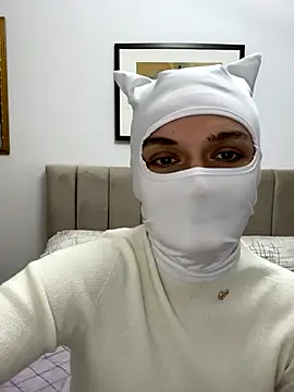 Snapshot of Nikki_Hoee chatting on December 2025 10:07:02 PM Nikki Hoee online show from December 2025 10:07:02 PM