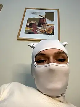 Snapshot of Nikki_Hoee chatting on December 2025 06:01:02 PM Nikki Hoee online show from December 2025 06:01:02 PM