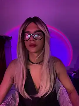 thalia dyson online show from February 2025 04:07:02 AM