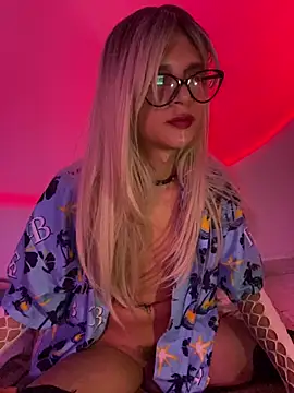 thalia dyson online show from March 2025 03:56:01 AM