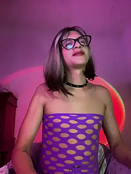 thalia dyson online show from March 2025 04:24:02 AM