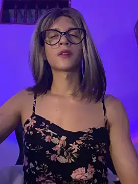 thalia dyson online show from September 2025 03:50:02 AM