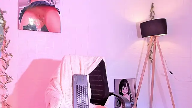 Snapshot of NattSumi chatting on January 2025 06:57:01 AM NattSumi online show from January 2025 06:57:01 AM