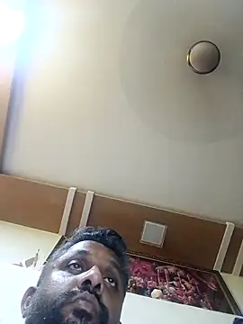 Snapshot of carria_homes chatting on November 2025 07:47:02 PM carria homes online show from November 2025 07:47:02 PM