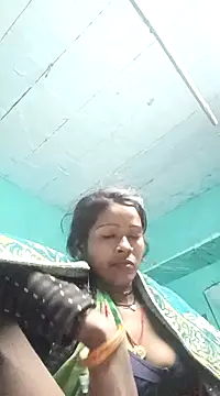 Arini Arora online show from January 2025 06:03:01 PM