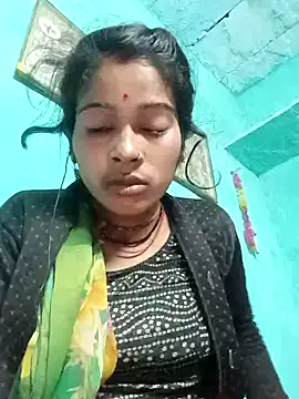 Arini Arora online show from February 2025 05:05:02 PM